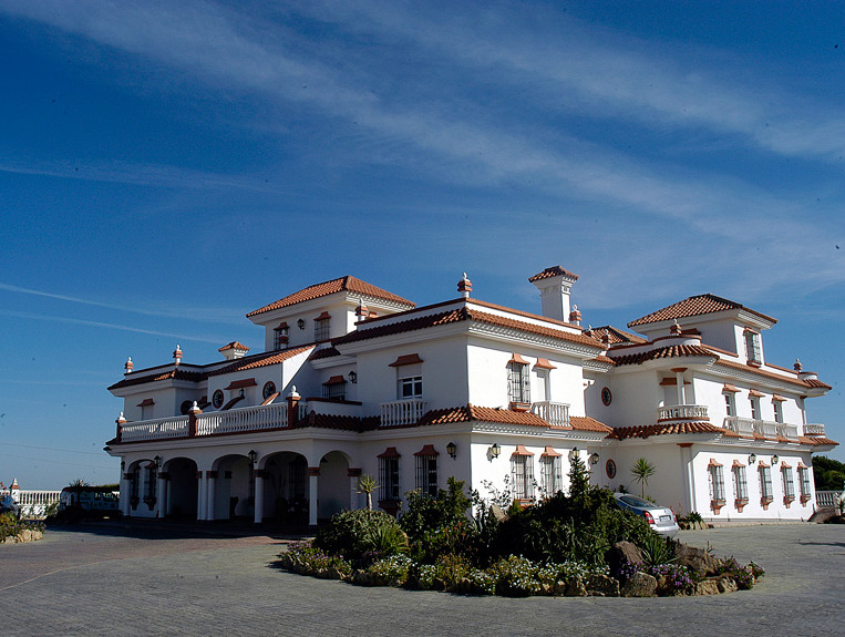 Hotel Diufain Conil De La Frontera Bagian luar foto