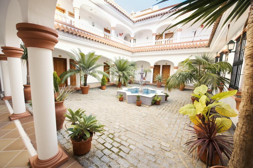 Hotel Diufain Conil De La Frontera Bagian luar foto
