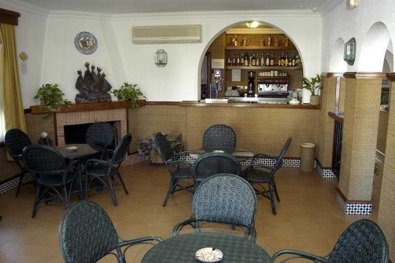 Hotel Diufain Conil De La Frontera Bagian luar foto