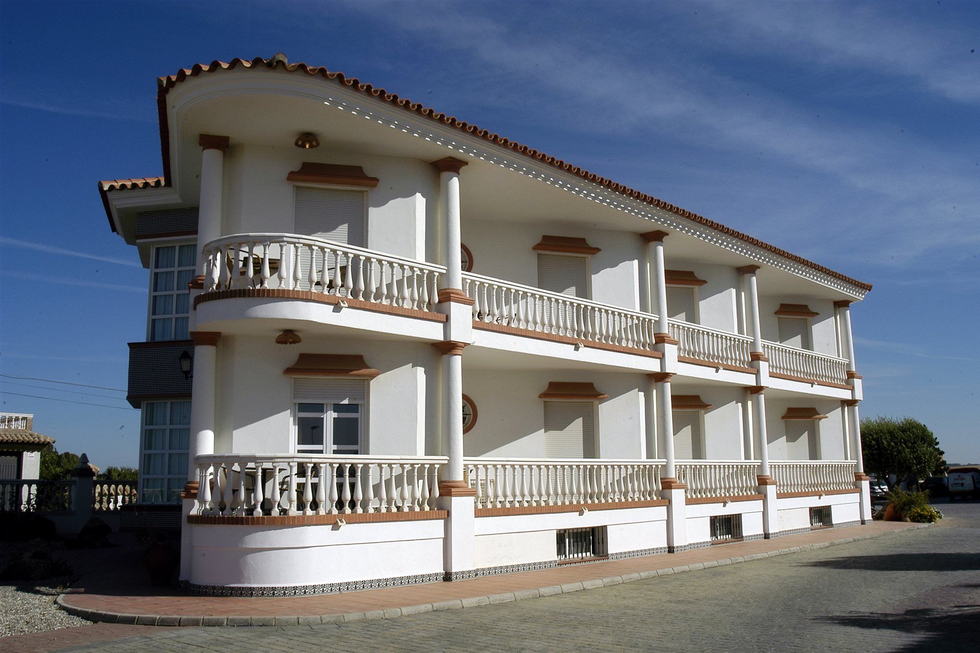 Hotel Diufain Conil De La Frontera Bagian luar foto